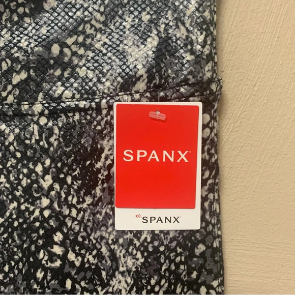 Spanx Faux Leather Snake Shine Leggings Size Small NWT New - Picture 9 of 16